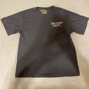 Gallery Dept. Men's Gray T-shirt